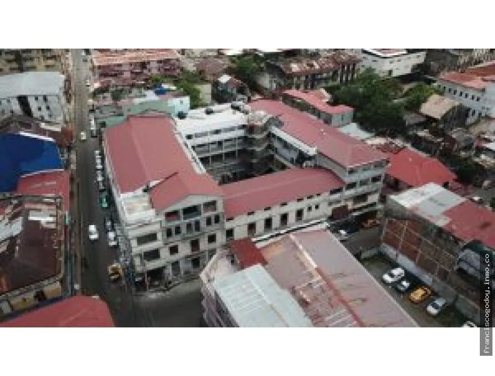 Locales comerciales en venta en el corazón de santa ana