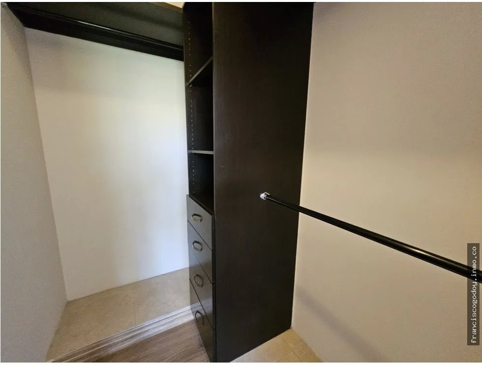 Casa en venta en urbanización antigua, costa del este