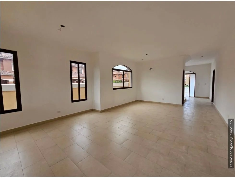 Casa en venta en el doral, costa sur