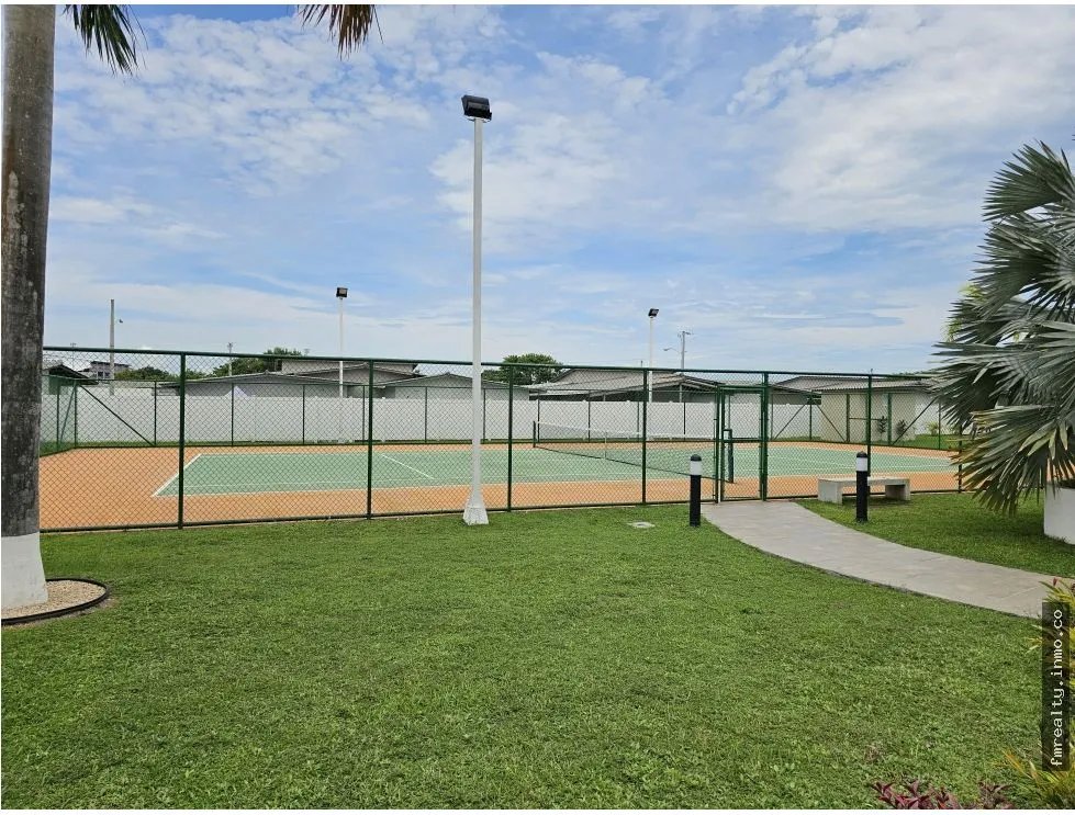 Venta de casa en villa sur, costa sur
