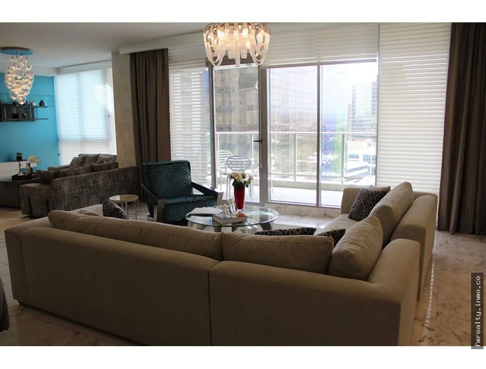 Venta de apartamento en ph regalia, costa del este