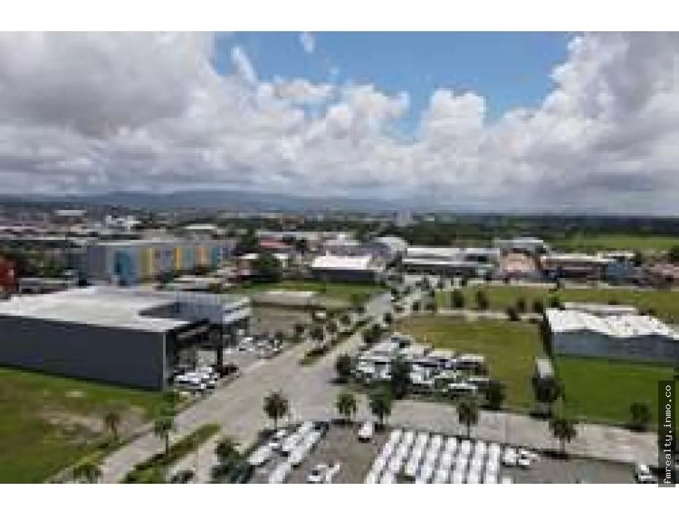 Se vende lote en santa maria district