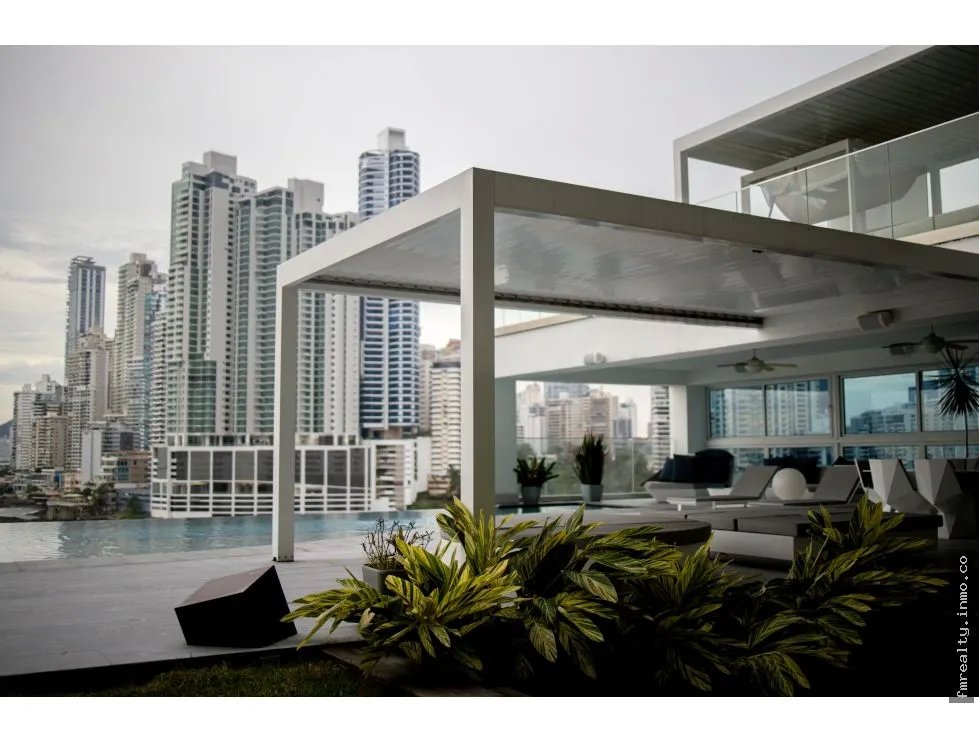Venta de apartamento en punta pacífica