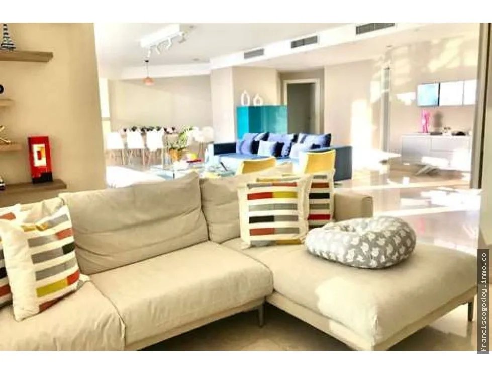 Se vende apartamento en punta pacífica