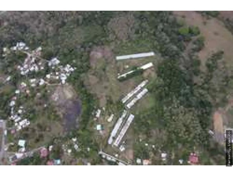 Se vende lote de terreno en colón