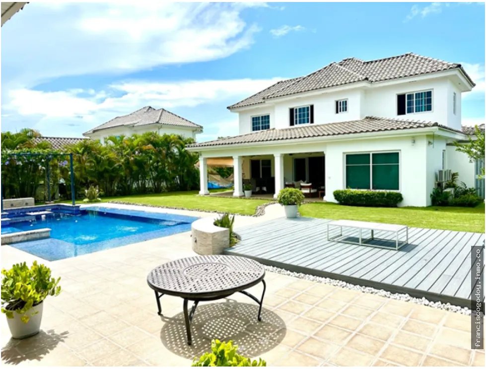 Casa en venta en bijao