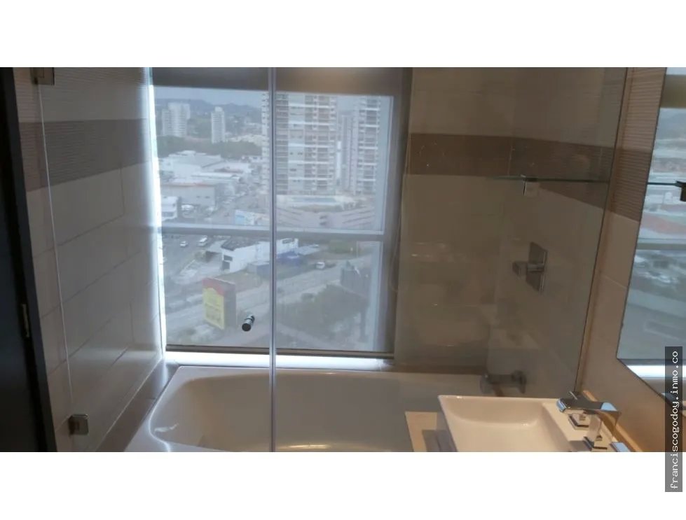 Venta de apartamento en costa del este