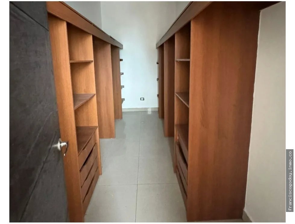 Venta de penthouse en punta pacífica