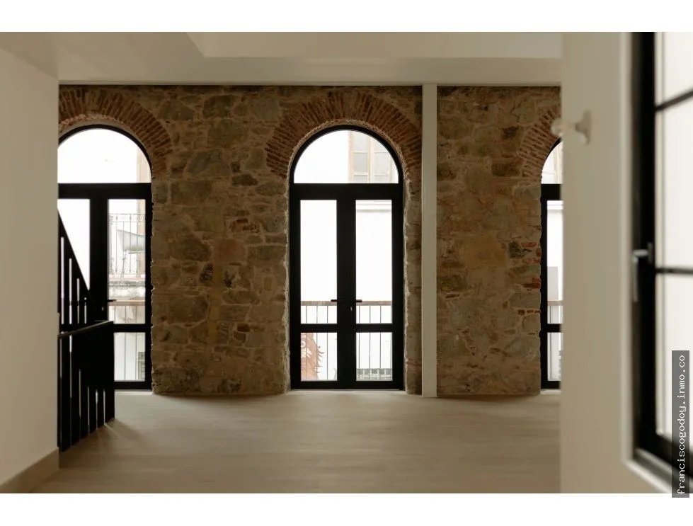 Se vende casa en casco viejo