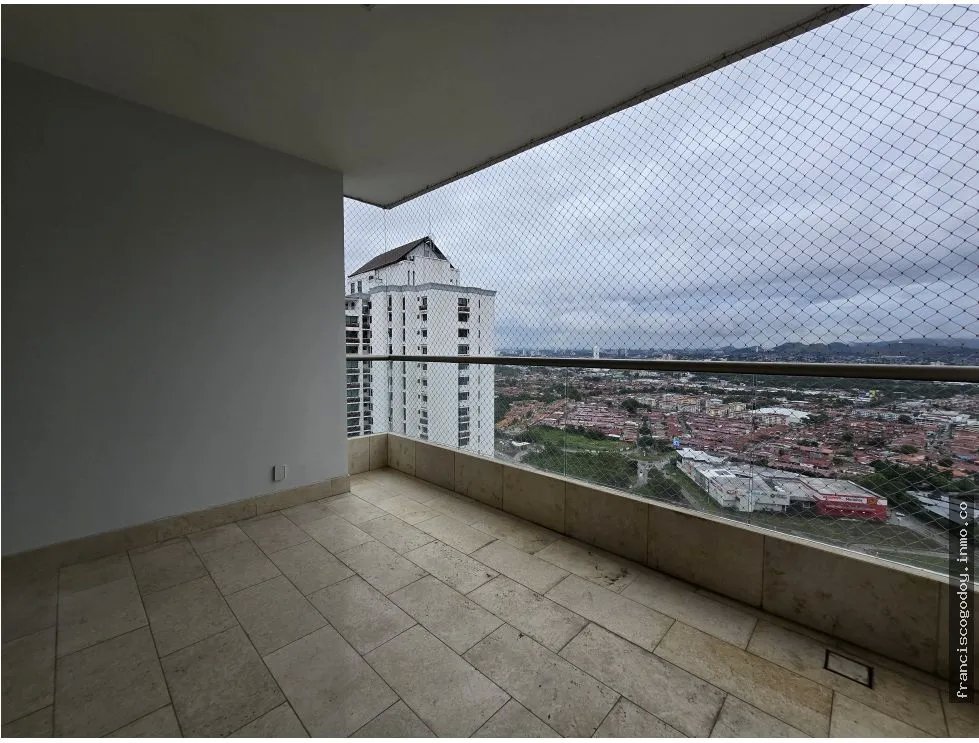 Apartamento en alquiler santa maría golf
