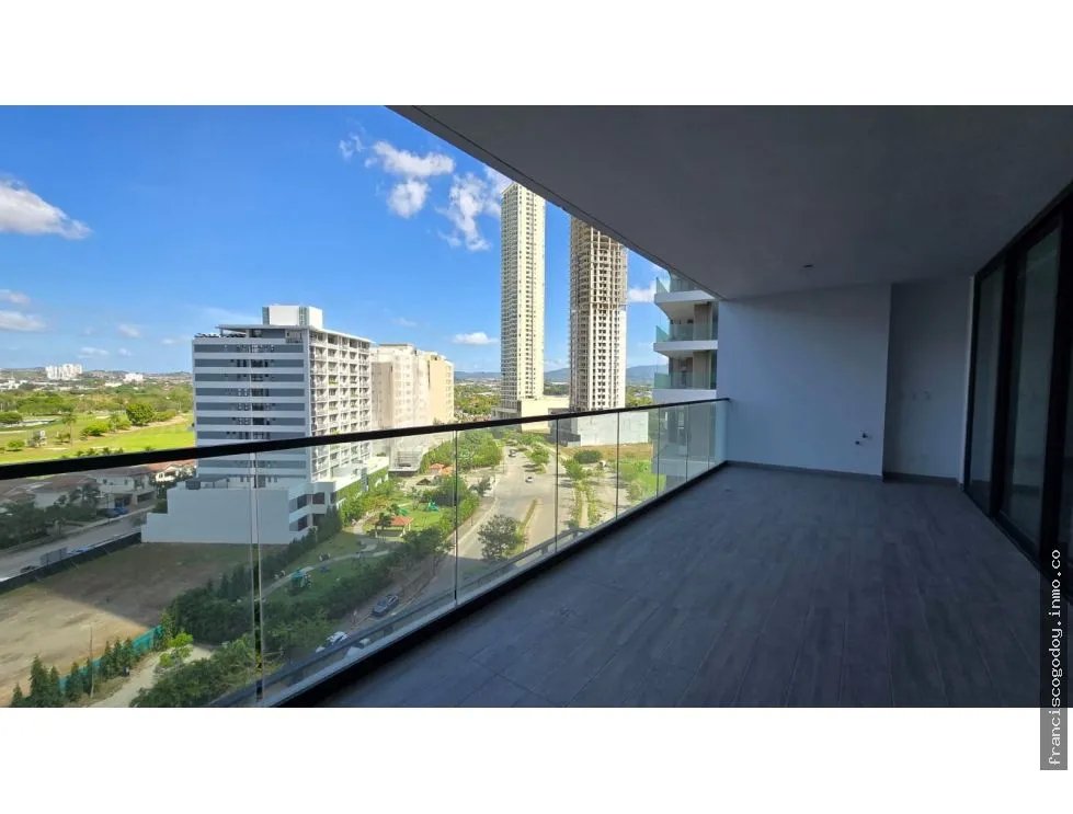 Venta de apartamento en santa maría golf & country club