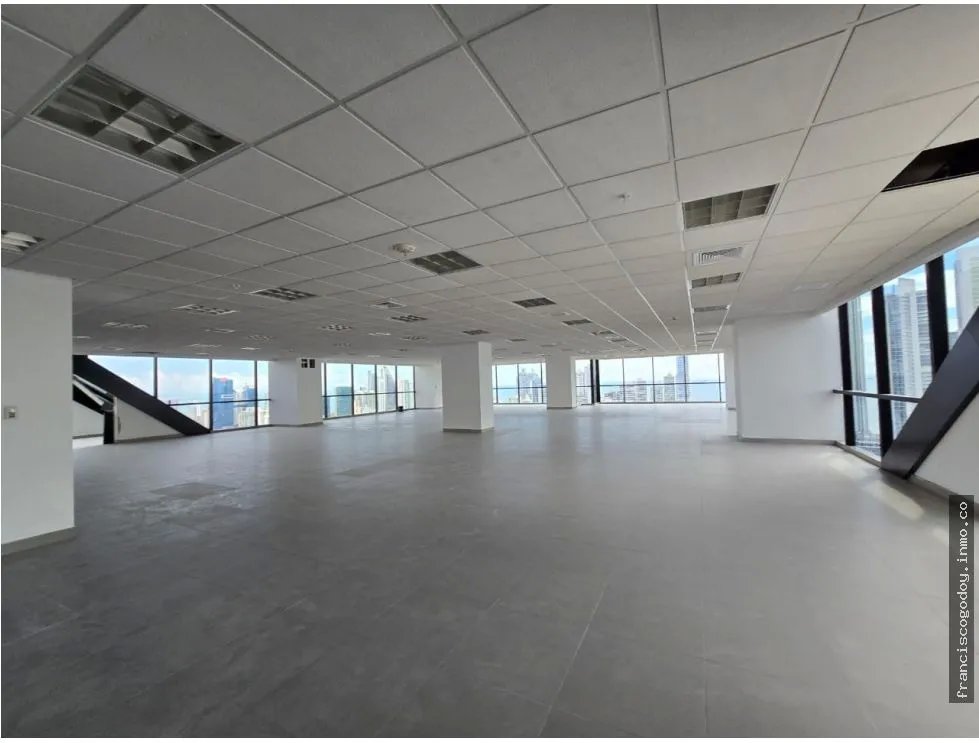 Alquiler de oficina  calle 50