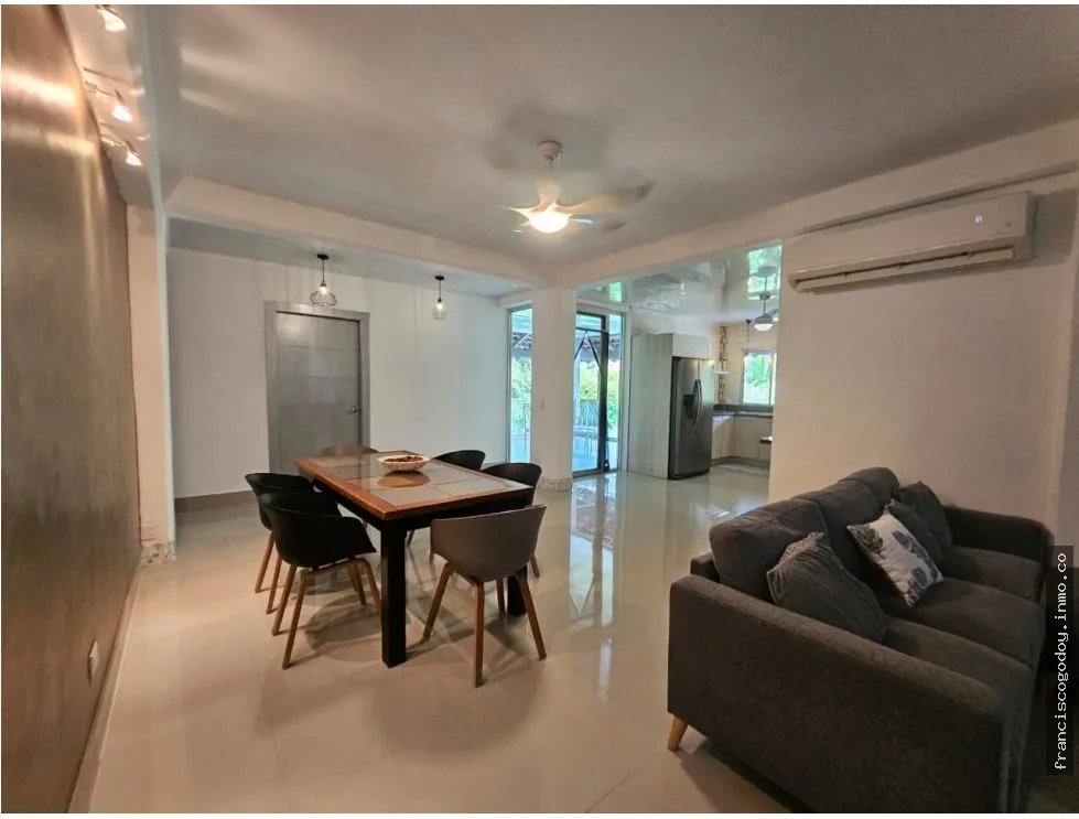Alquiler de casa en clayton