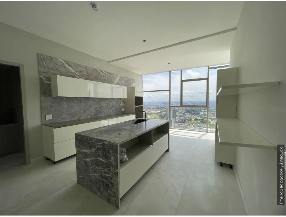 Venta de apartamento en santa maría, ciudad de panamá