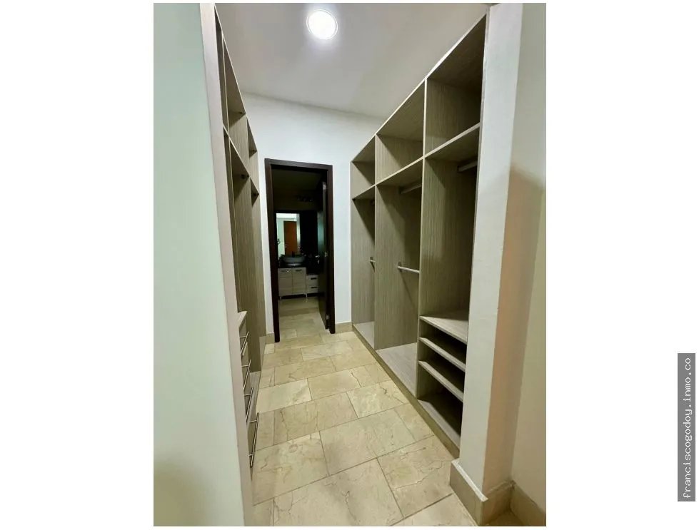 Apartamento en alquiler, punta pacífica