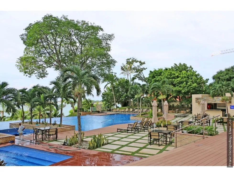 Venta de apartamento en playa serena  gorgona
