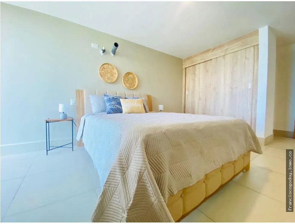 Venta de apartamento en playa serena  gorgona