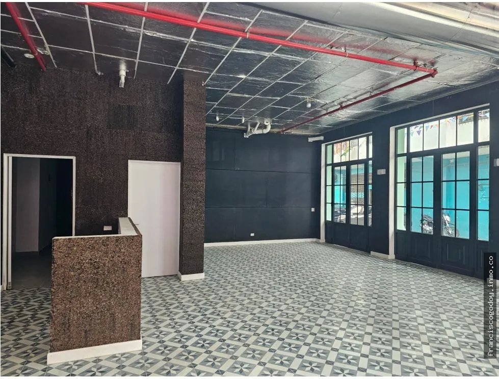 Venta de local comercial en santa ana