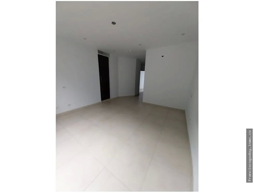 Venta de apartamento en embassy village, albrook