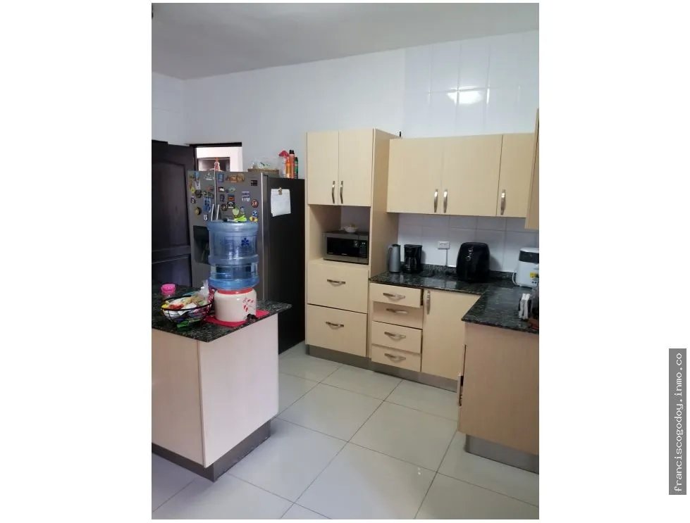 Se vende casa en villa valencia, costa sur