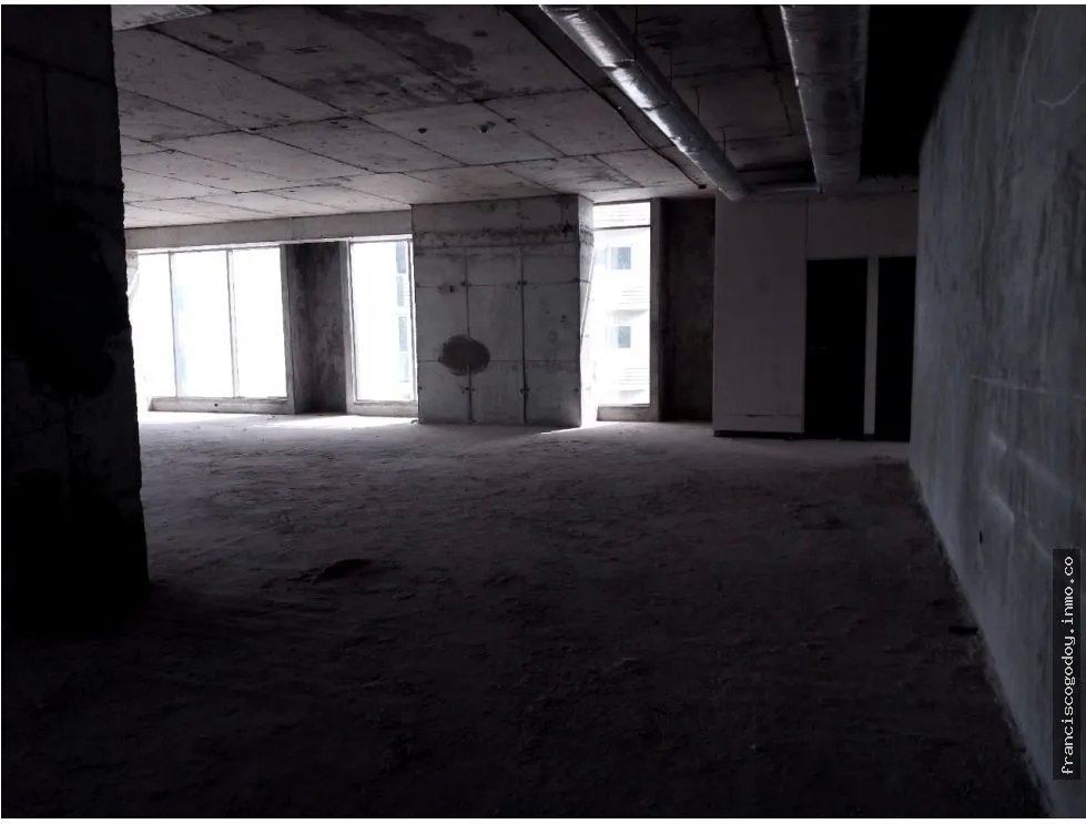 Se vende oficina torre bicsa, avenida balboa