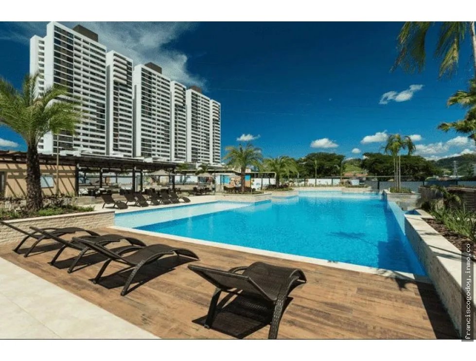 Venta de apartamento en condado del rey