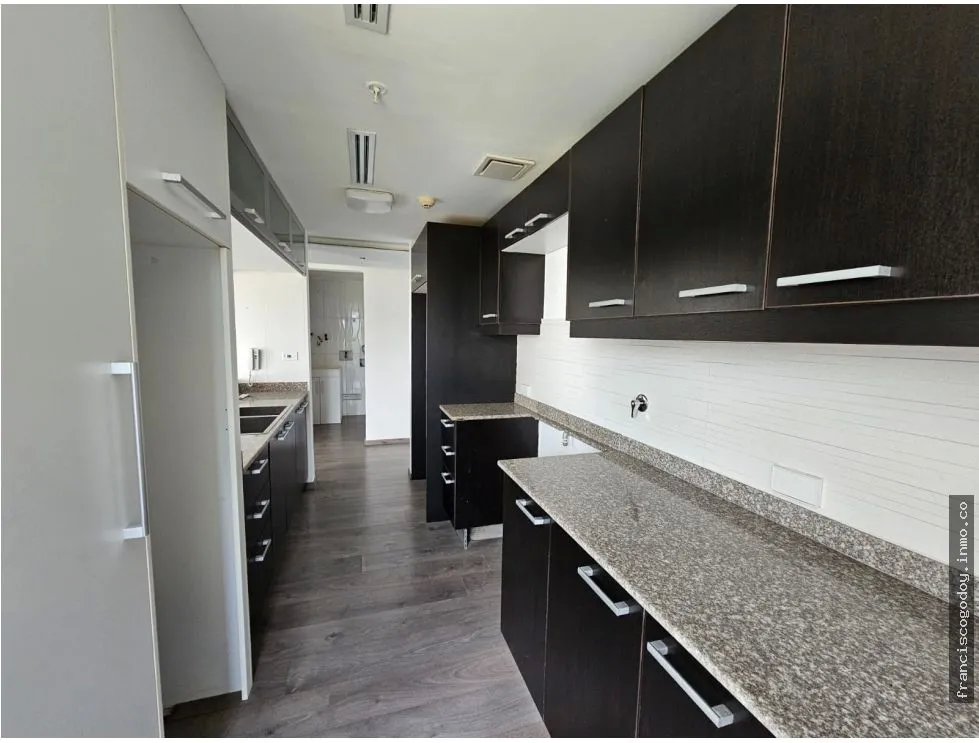 Se vende apartamento en ph woodlands, panamá pacífico