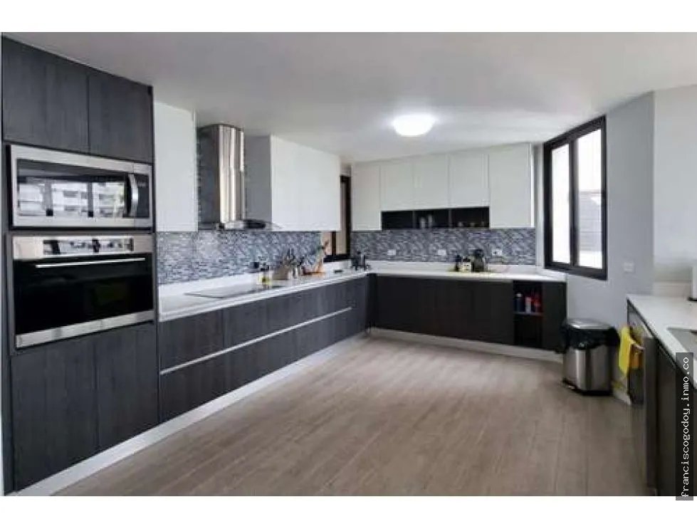 Se vende pent-house en punta paitilla