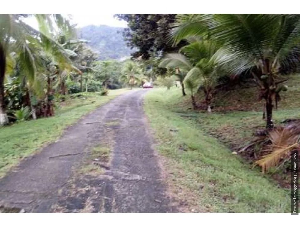 Se vende terreno en las cumbres
