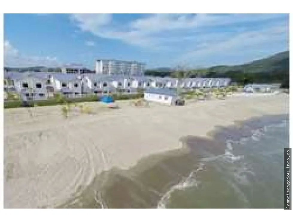 Se vende apartamento en playa dorada