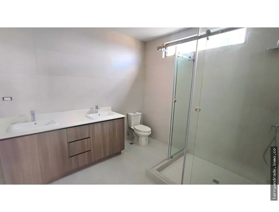 Se vende penthouse en prestige bella vista