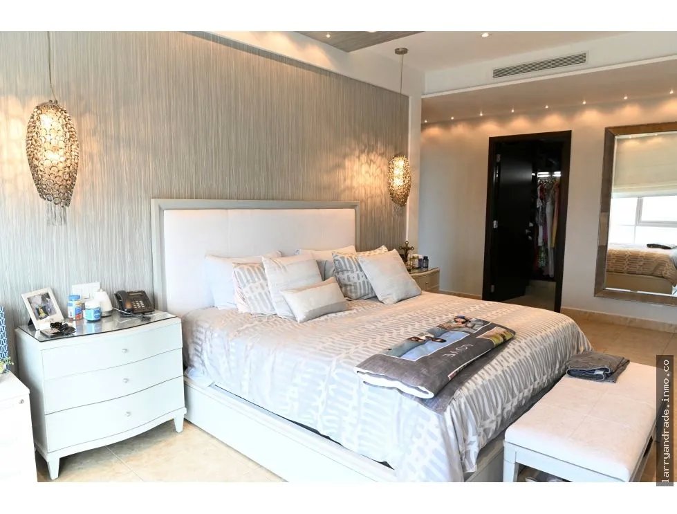 Se vende apartamento en ph titanium