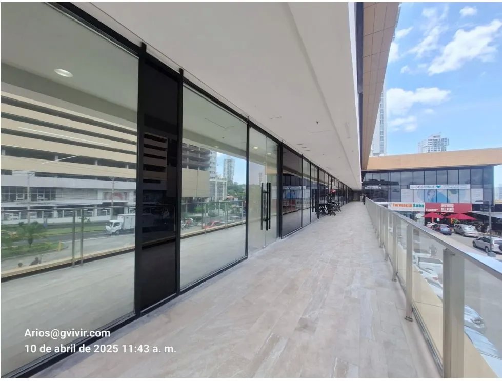 Alquiler de locales/oficinas en ph liberty plaza, 12 de octubre