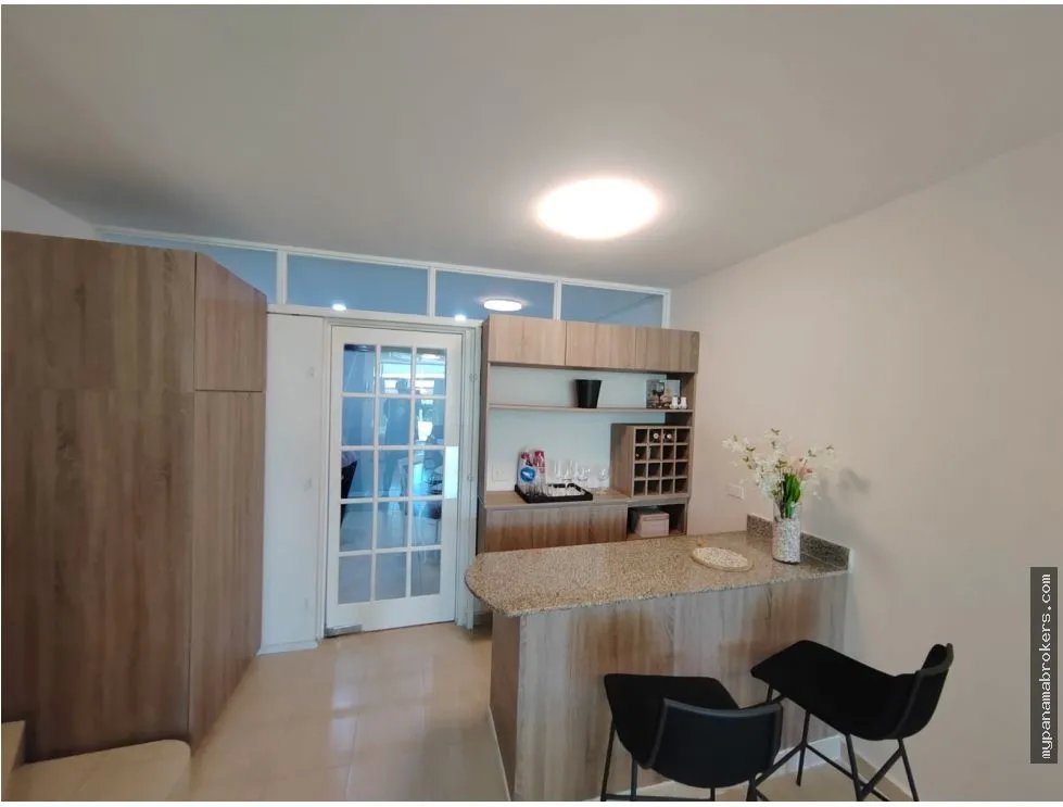 Venta de duplex en playa gorgona