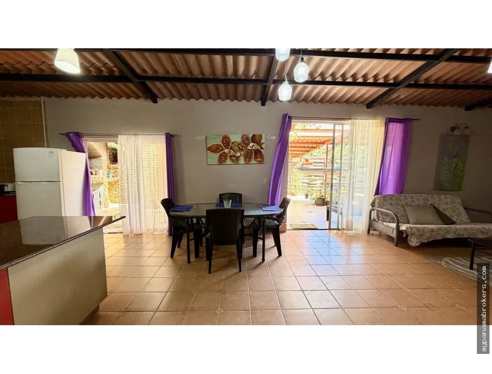 Se vende casa en cerro azul, panamá