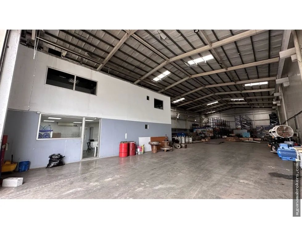 Venta de galeras en parque industrial de las américas