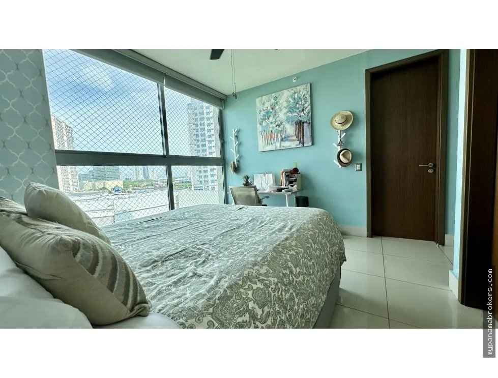 Se vende apartamento en costa del este, panamá