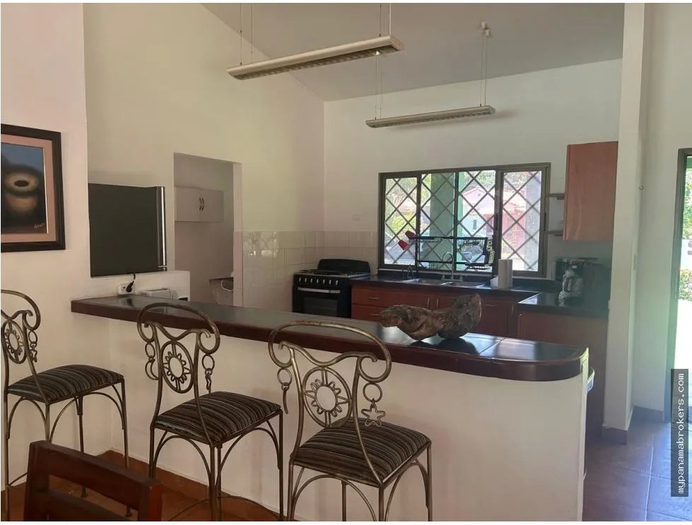Venta de casa en el club de golf de coronado, chame