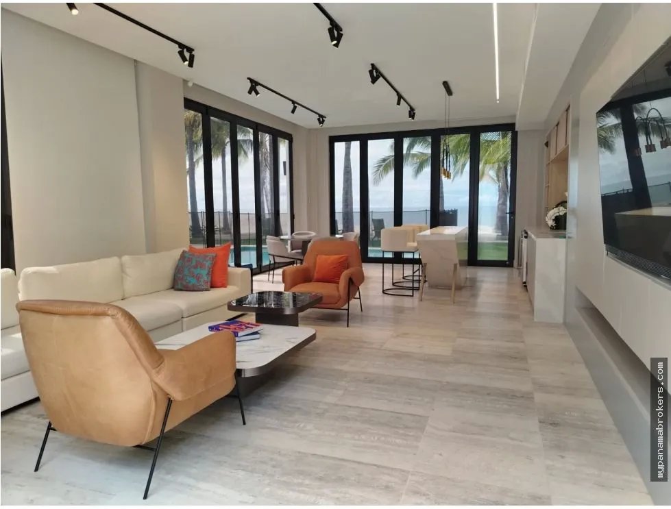 Venta de casa en buenaventura, río hato