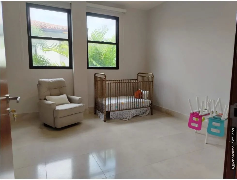 Venta de casa en buenaventura, río hato