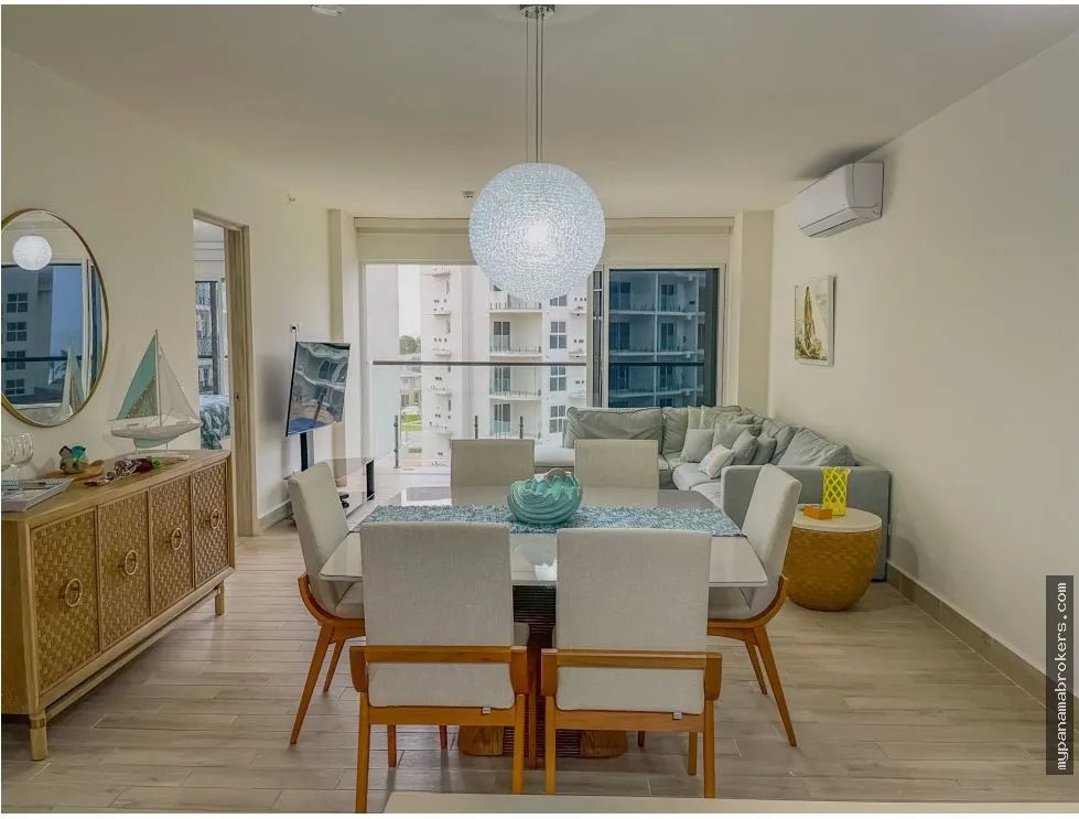 Se vende apartamento en ph playa caracol, punta chame