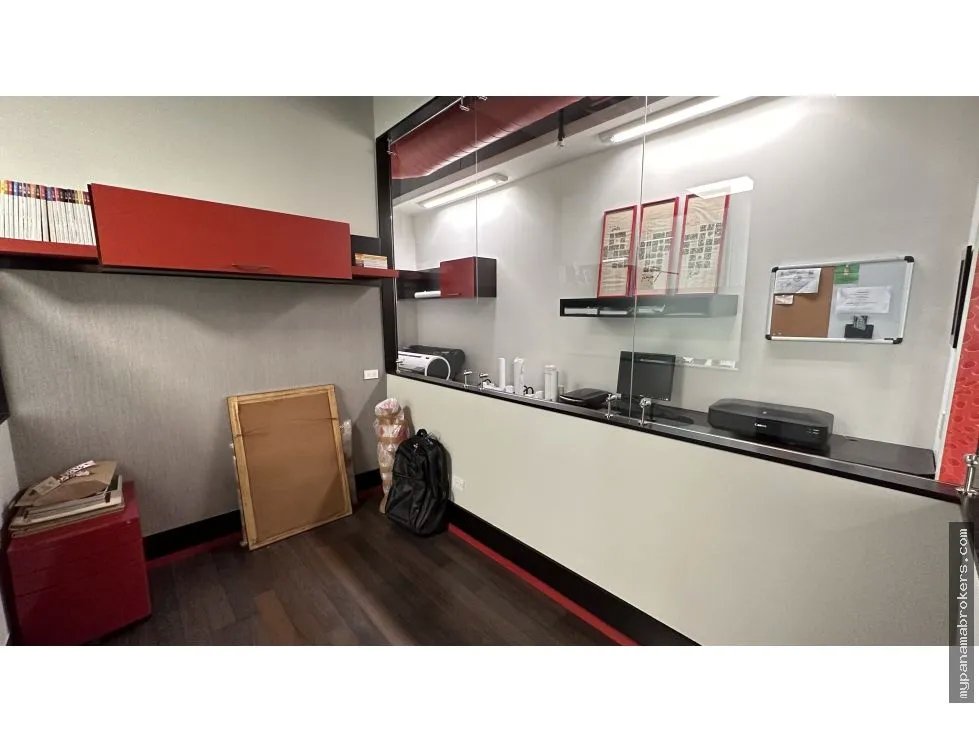 Se vende oficina en p.h. blue business center, san francisco