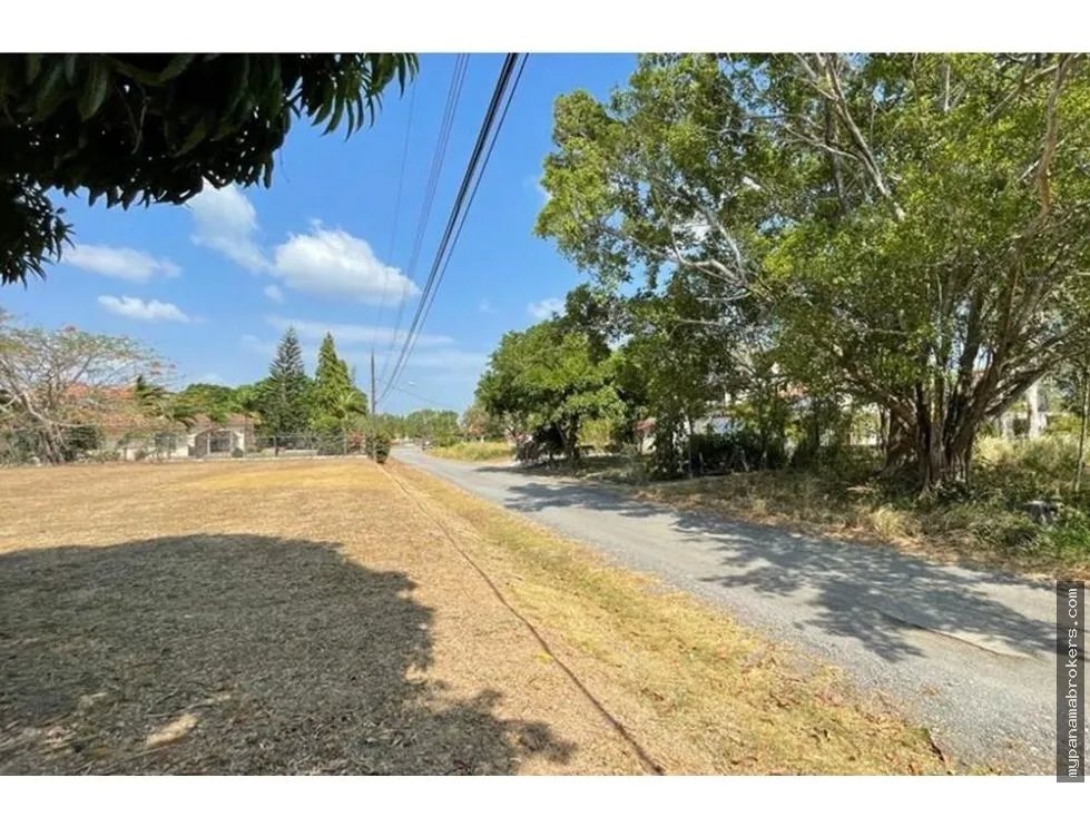 Se vende lote en club de golf, coronado, chame