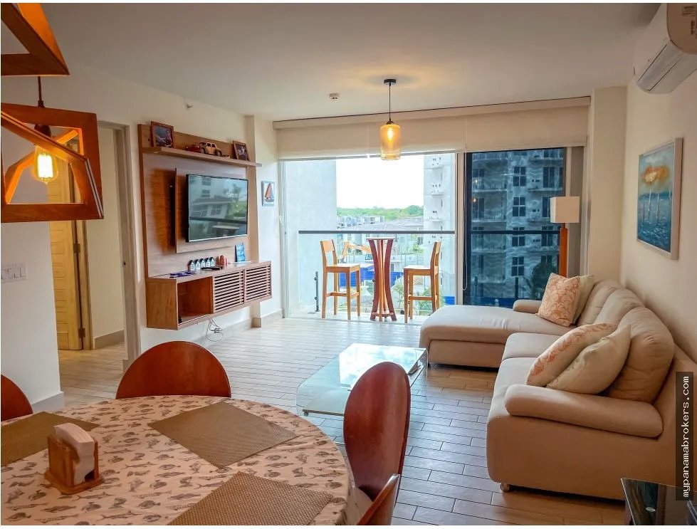 Se vende apartamento en playa caracol, chame