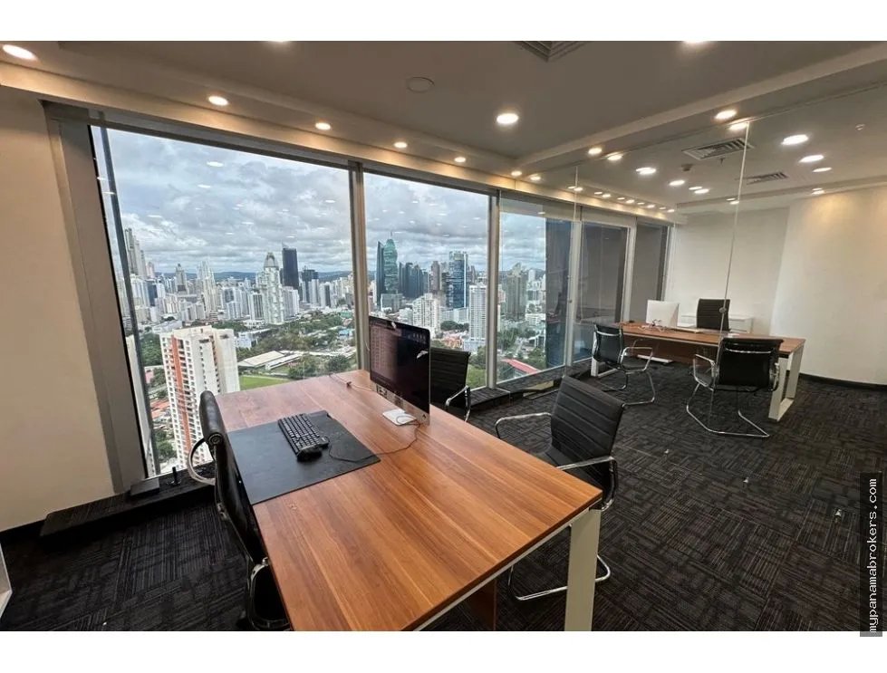 Se vende  oficina en oceania plaza, punta pacífica