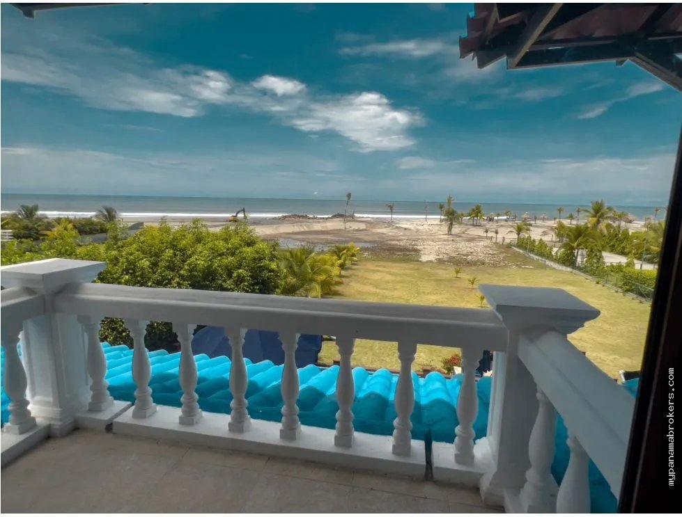 Se vende villa frente al mar en playa blanca, río hato