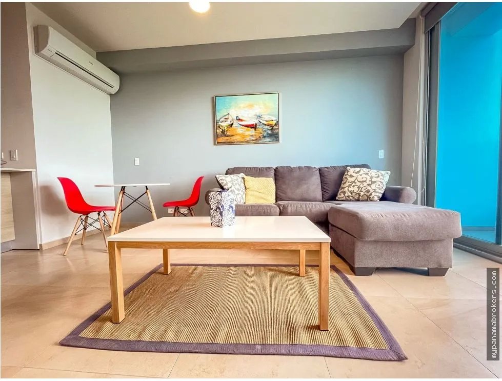 Se vende apartamento en royal palm, nueva gorgona
