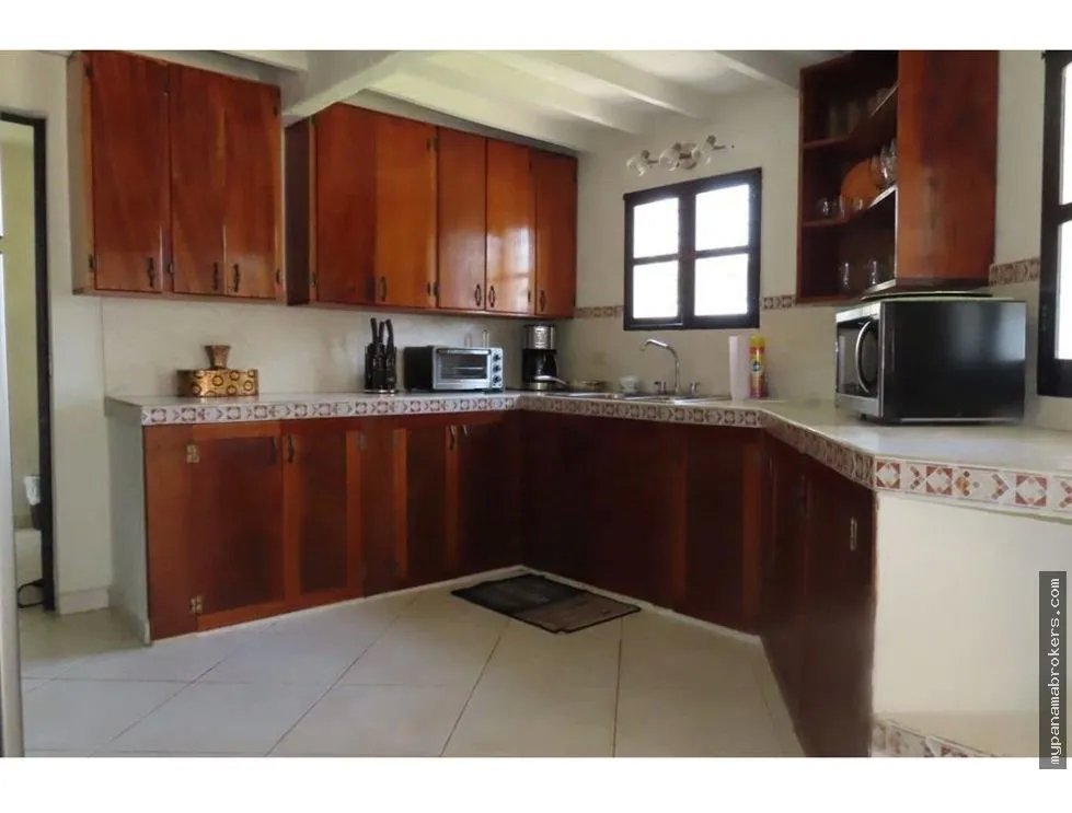 Venta de casa en playa malibú, chame