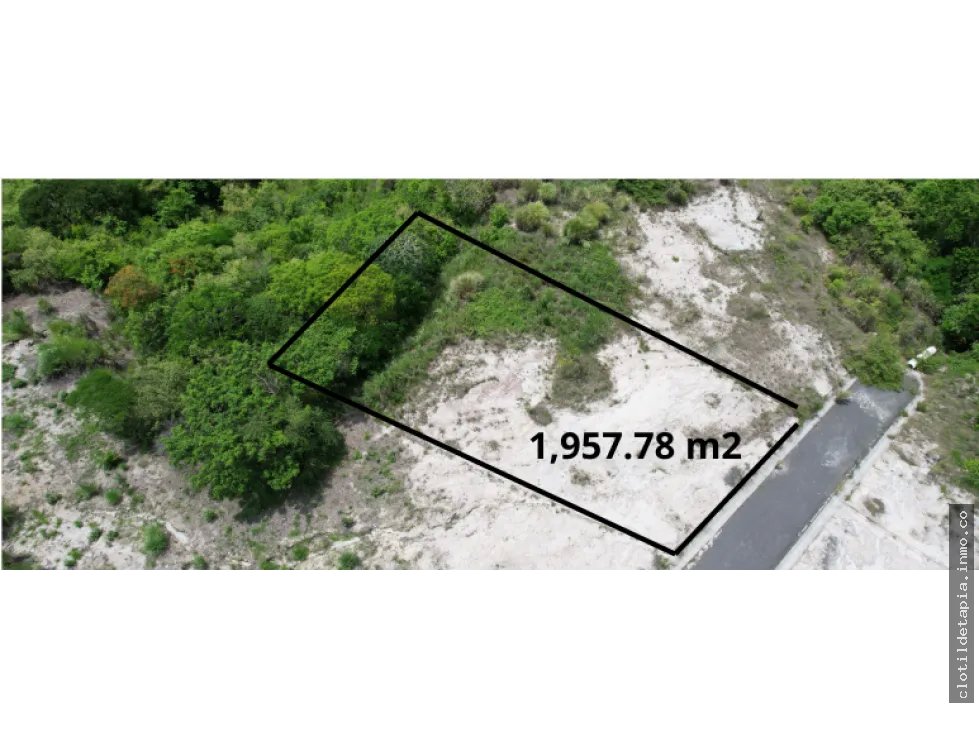 Se vende lote en costa esmeralda, san carlos