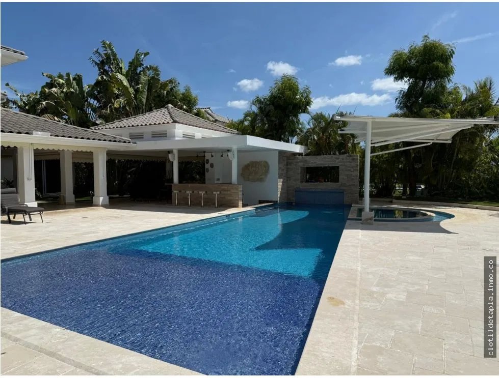 Venta y alquiler de casa frente al mar en bijao, río hato